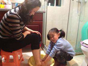 1457428264415772.jpg tank007強(qiáng)光手電筒祝廣大母親三八婦女節(jié)快樂.jpg