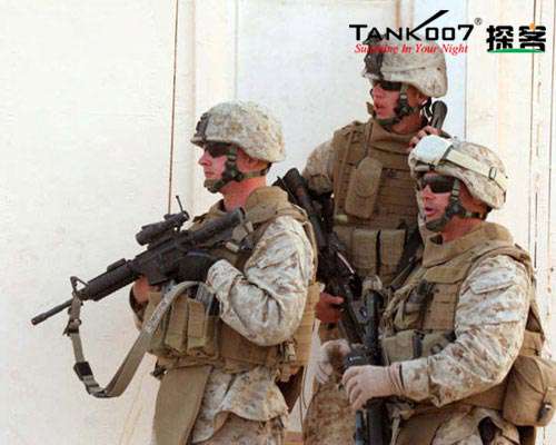 無處不在的中國制造——別懷疑，美軍戰(zhàn)術(shù)手電也是中國制造的！！